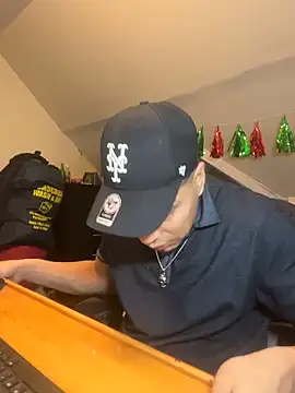 MynameisPaco online show from January 5, 2026, 5:27 pm