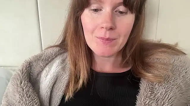 Snapshot of redheadrosie69 chatting on July 3, 2026, 9:59 am redheadrosie69 online show from July 3, 2026, 9:59 am