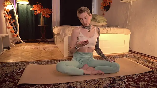 Snapshot of ifuckingtoy_ chatting on November 21, 2025, 11:09 am ifuckingtoy online show from November 21, 2025, 11:09 am