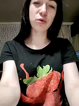 NikaXBerry online show from December 26, 2024, 8:11 pm