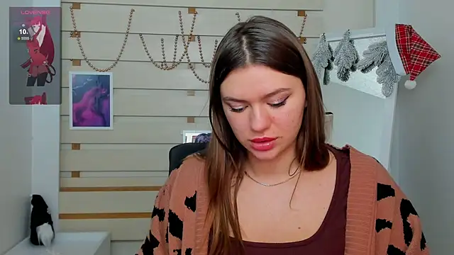 Josephine Kiss online show from December 13, 2024, 2:16 pm