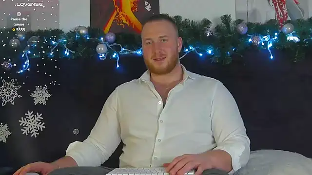 Snapshot of RoddyStill chatting on December 24, 2024, 5:23 pm RoddyStill online show from December 24, 2024, 5:23 pm