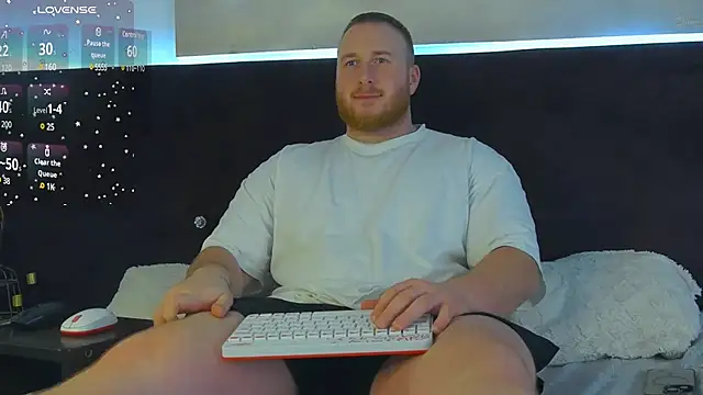 Snapshot of RoddyStill chatting on January 13, 2025, 10:47 am RoddyStill online show from January 13, 2025, 10:47 am