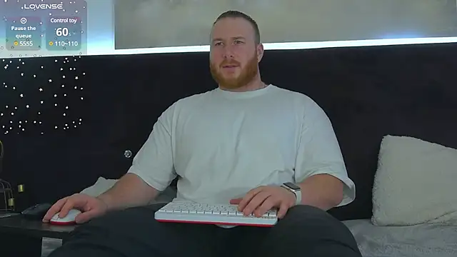 Snapshot of RoddyStill chatting on January 30, 2025, 8:32 am RoddyStill online show from January 30, 2025, 8:32 am