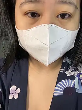 Snapshot of ninini92 chatting on January 18, 2025, 1:08 pm ninini92 online show from January 18, 2025, 1:08 pm