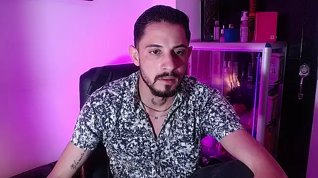 Snapshot of Erick_Wall chatting on March 13, 2026, 4:24 pm Erick Wall online show from March 13, 2026, 4:24 pm