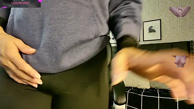 Snapshot of sussy__stone chatting on January 3, 2025, 12:41 pm sussy stone online show from January 3, 2025, 12:41 pm