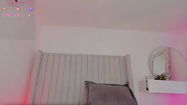 Snapshot of Shelynna_azzul chatting on May 26, 2026, 12:34 pm Shelynna azzul online show from May 26, 2026, 12:34 pm