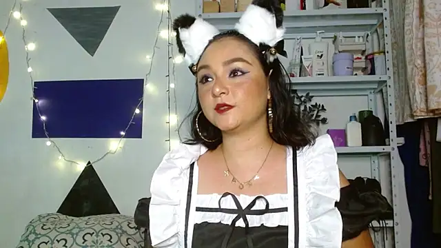 Snapshot of Kaory_32 chatting on October 31, 2025, 5:08 am Kaory 32 online show from October 31, 2025, 5:08 am