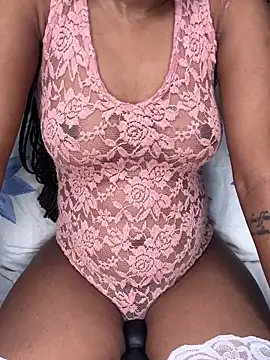 Snapshot of Ravishing_Rubi chatting on April 29, 2026, 6:06 am Ravishing Rubi online show from April 29, 2026, 6:06 am
