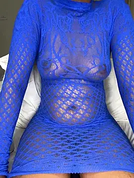 Snapshot of Ravishing_Rubi chatting on May 26, 2026, 8:32 am Ravishing Rubi online show from May 26, 2026, 8:32 am