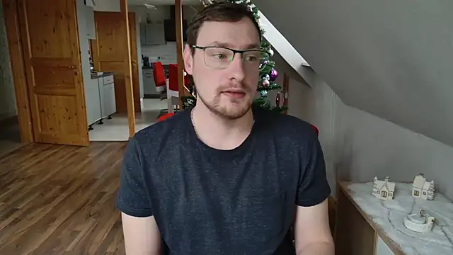 Relsxboy online show from December 10, 2024, 9:33 am