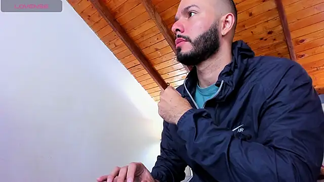 Tom Bailey online show from November 7, 2025, 1:11 pm