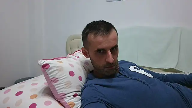 Snapshot of stevenpit chatting on December 7, 2024, 3:19 pm stevenpit online show from December 7, 2024, 3:19 pm