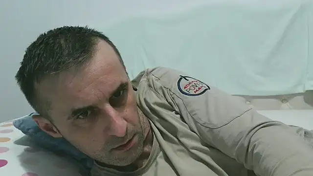 Snapshot of stevenpit chatting on December 14, 2024, 6:13 am stevenpit online show from December 14, 2024, 6:13 am