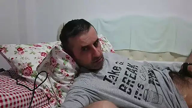 Snapshot of stevenpit chatting on February 11, 2025, 7:59 pm stevenpit online show from February 11, 2025, 7:59 pm