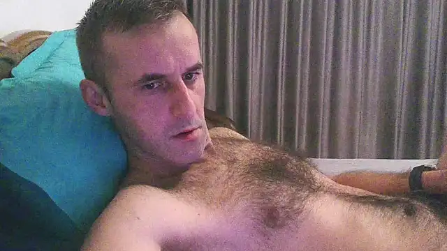 Snapshot of stevenpit chatting on October 3, 2025, 4:42 am stevenpit online show from October 3, 2025, 4:42 am