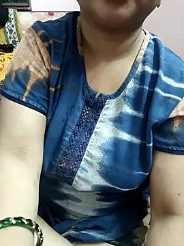 cuteyqueen online show from September 13, 2025, 1:55 pm