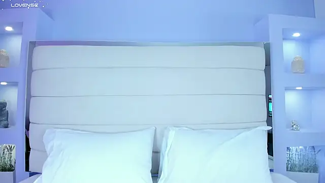 Snapshot of JessyEvans chatting on February 27, 2025, 7:37 pm JessyEvans online show from February 27, 2025, 7:37 pm