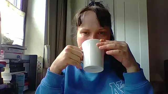  squirty cum lady  online show from March 28, 2026, 12:27 pm