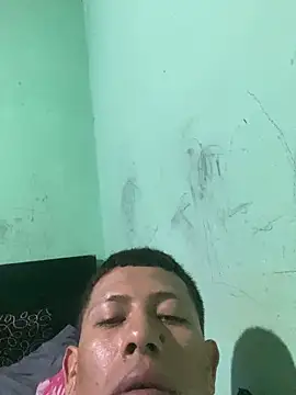 Snapshot of nowex18 chatting on October 8, 2025, 2:42 am nowex18 online show from October 8, 2025, 2:42 am