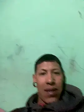 Snapshot of nowex18 chatting on November 14, 2025, 5:11 pm nowex18 online show from November 14, 2025, 5:11 pm