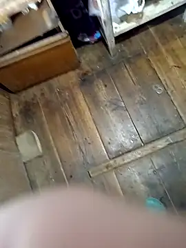 Snapshot of NochnoyGest chatting on September 19, 2025, 1:23 pm NochnoyGest online show from September 19, 2025, 1:23 pm