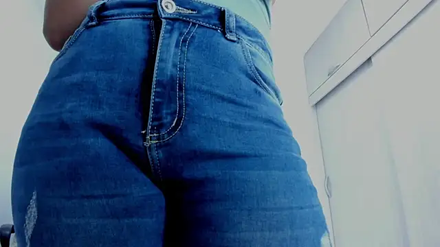 Amelia Debora Antonella online show from March 2, 2026, 1:40 pm