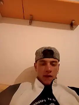 Gibboto online show from September 24, 2025, 11:24 am