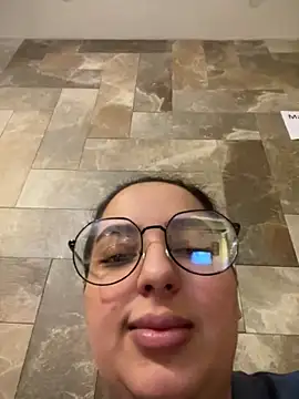 BustyAllyy online show from January 15, 2026, 6:55 pm