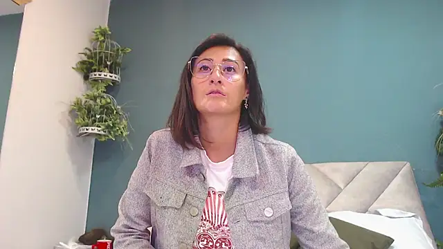 SharisWillian online show from December 3, 2025, 3:47 am