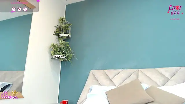 Snapshot of SharisWillian chatting on June 3, 2026, 4:04 am SharisWillian online show from June 3, 2026, 4:04 am