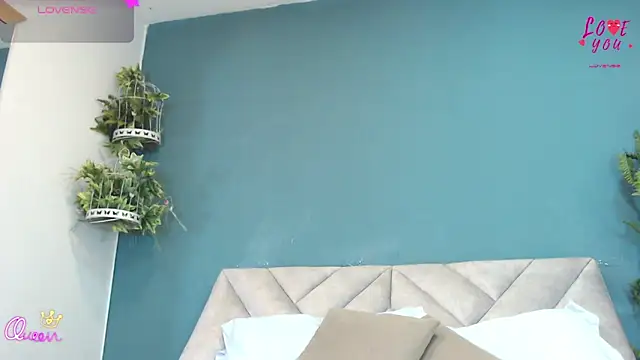 Snapshot of SharisWillian chatting on June 11, 2026, 3:48 am SharisWillian online show from June 11, 2026, 3:48 am