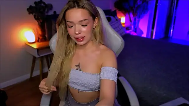 Lily Yin online show from March 11, 2026, 5:46 am