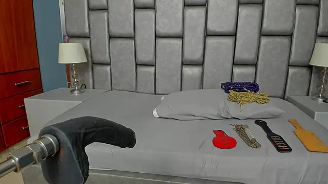 Foxy Assh  online show from October 22, 2025, 11:21 am