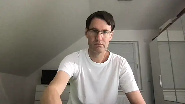 zxzx cam1 online show from December 3, 2024, 4:06 pm