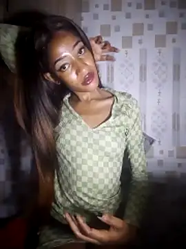 GoddessVee online show from May 24, 2026, 6:46 pm