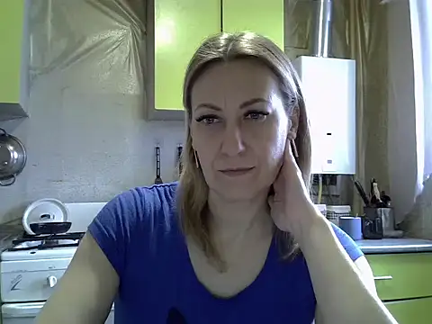 Snapshot of AshleyXHoney chatting on January 12, 2026, 7:02 am AshleyXHoney online show from January 12, 2026, 7:02 am