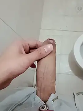 Snapshot of Wynni chatting on September 28, 2025, 10:15 pm Wynni online show from September 28, 2025, 10:15 pm