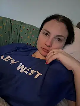 Snapshot of MilfyMrsRobinson chatting on February 6, 2025, 1:38 am MilfyMrsRobinson online show from February 6, 2025, 1:38 am