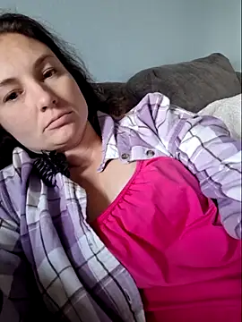 Snapshot of MilfyMrsRobinson chatting on February 21, 2025, 8:38 pm MilfyMrsRobinson online show from February 21, 2025, 8:38 pm