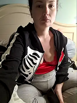 Snapshot of MilfyMrsRobinson chatting on March 12, 2025, 11:09 am MilfyMrsRobinson online show from March 12, 2025, 11:09 am