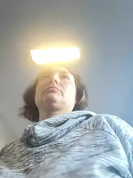 MilfyMrsRobinson online show from January 13, 2026, 1:16 pm