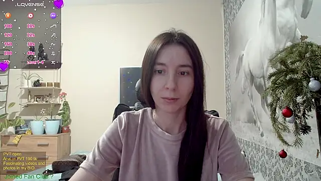 Wowpornoo online show from January 3, 2025, 1:47 pm