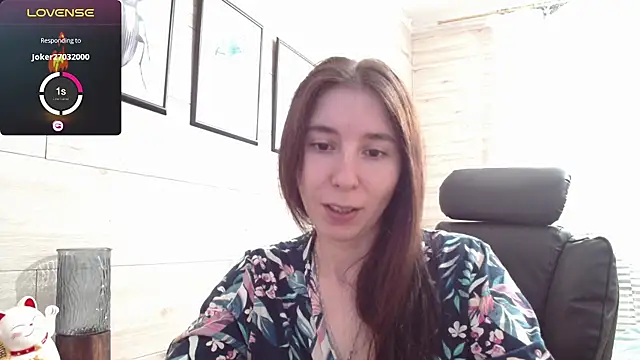 Wowpornoo online show from September 27, 2025, 9:58 am