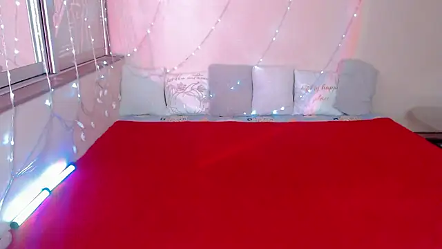 Snapshot of LizaSenri chatting on January 14, 2026, 7:14 am LizaSenri online show from January 14, 2026, 7:14 am