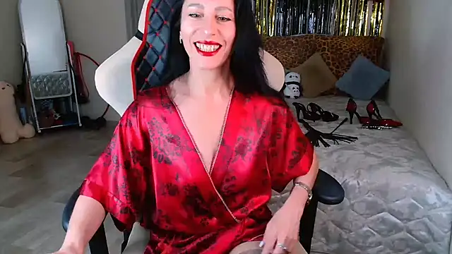leillaMurrayy online show from May 23, 2026, 9:35 am