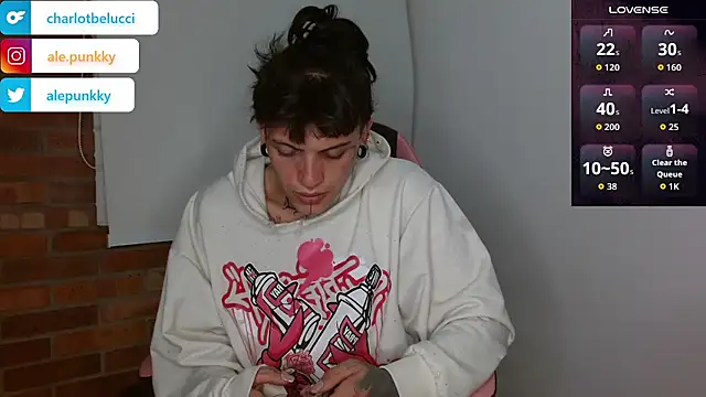 charlotbelucci  online show from November 4, 2025, 9:08 am