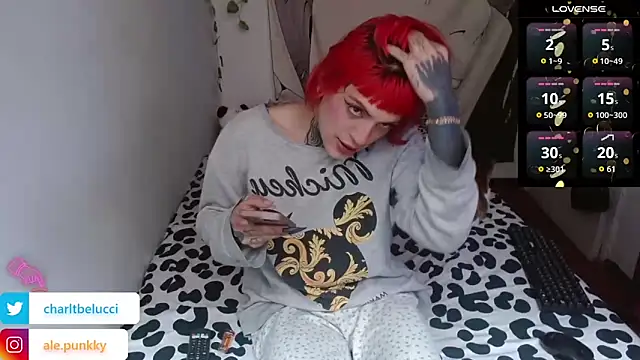 charlotbelucci  online show from May 17, 2026, 1:18 pm