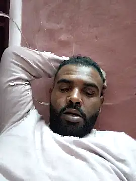 Snapshot of ListedLoin chatting on December 3, 2025, 10:41 pm ListedLoin online show from December 3, 2025, 10:41 pm